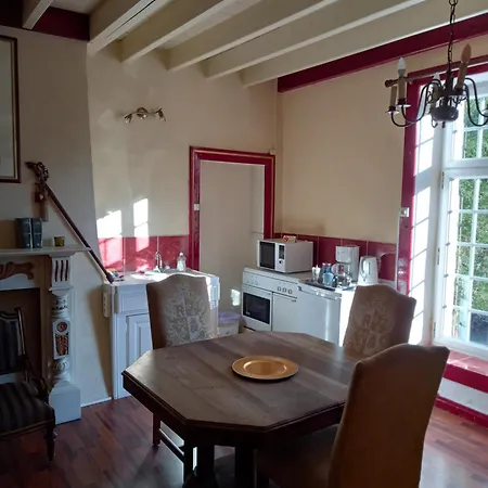 בית הארחה Chateau Le Val 3*