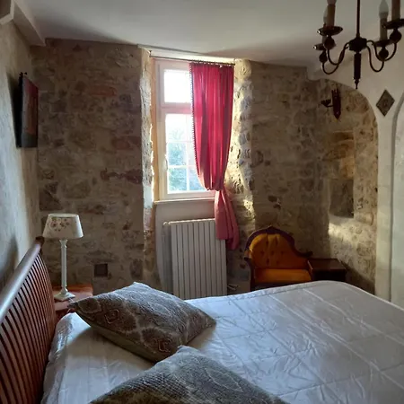 Chateau Le Val