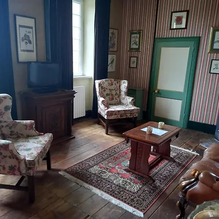 Chateau Le Val Guest house Brix