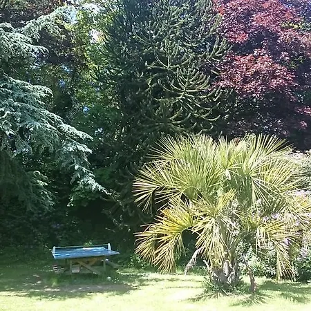 Chateau Le Val בית הארחה