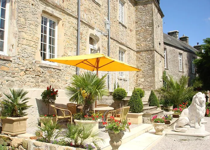 Chateau Le Val Πανσιόν 3*